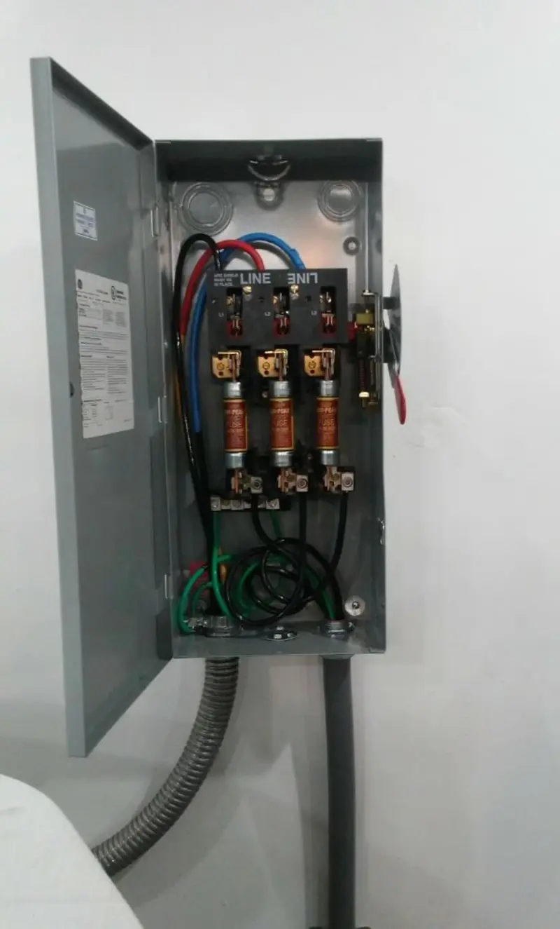 Three-phase disconnect switch installed for Electrical Wiring & Rewiring in Grandy